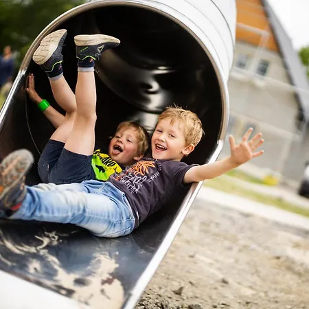 Hof Koehne - Altes - Pony 施马伦贝格